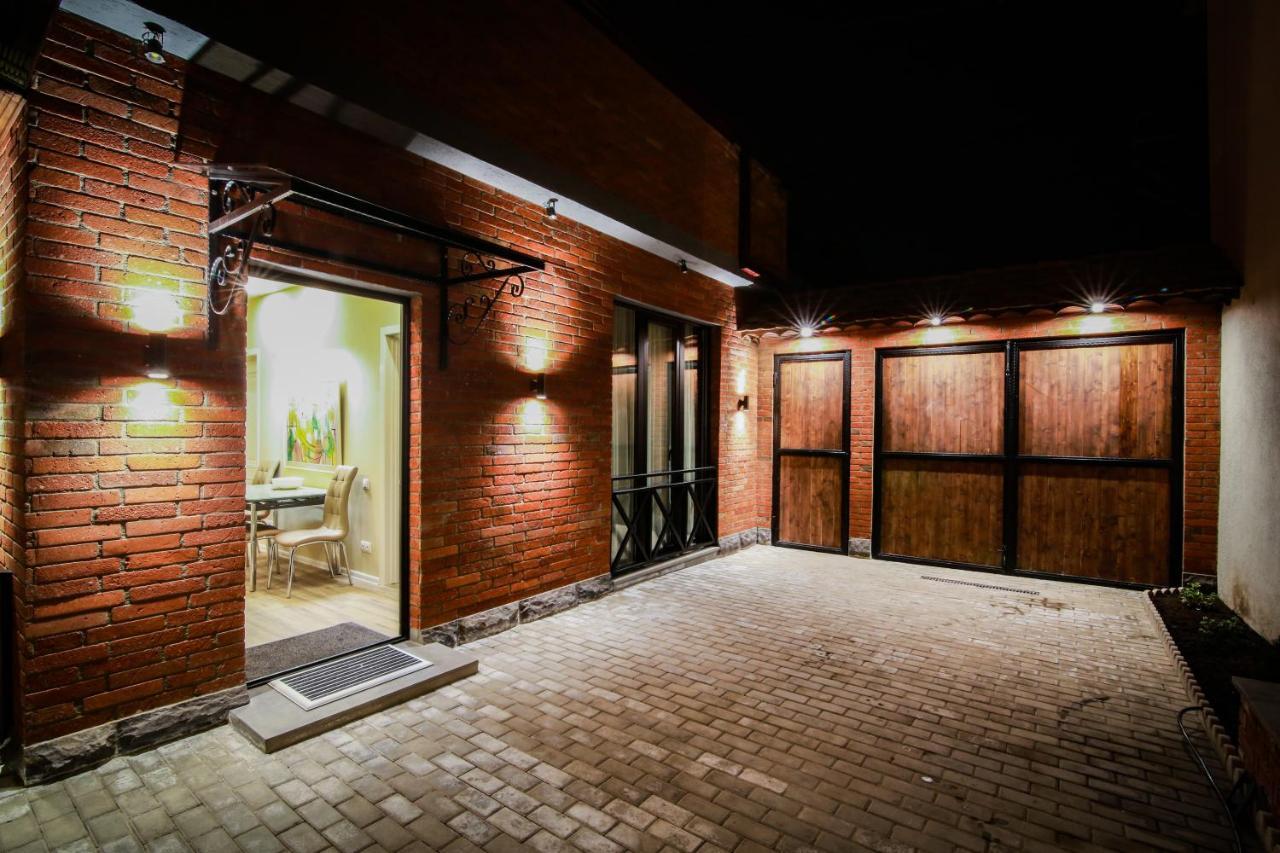 Apart Hotel Avlabari Yard 트빌리시 외부 사진
