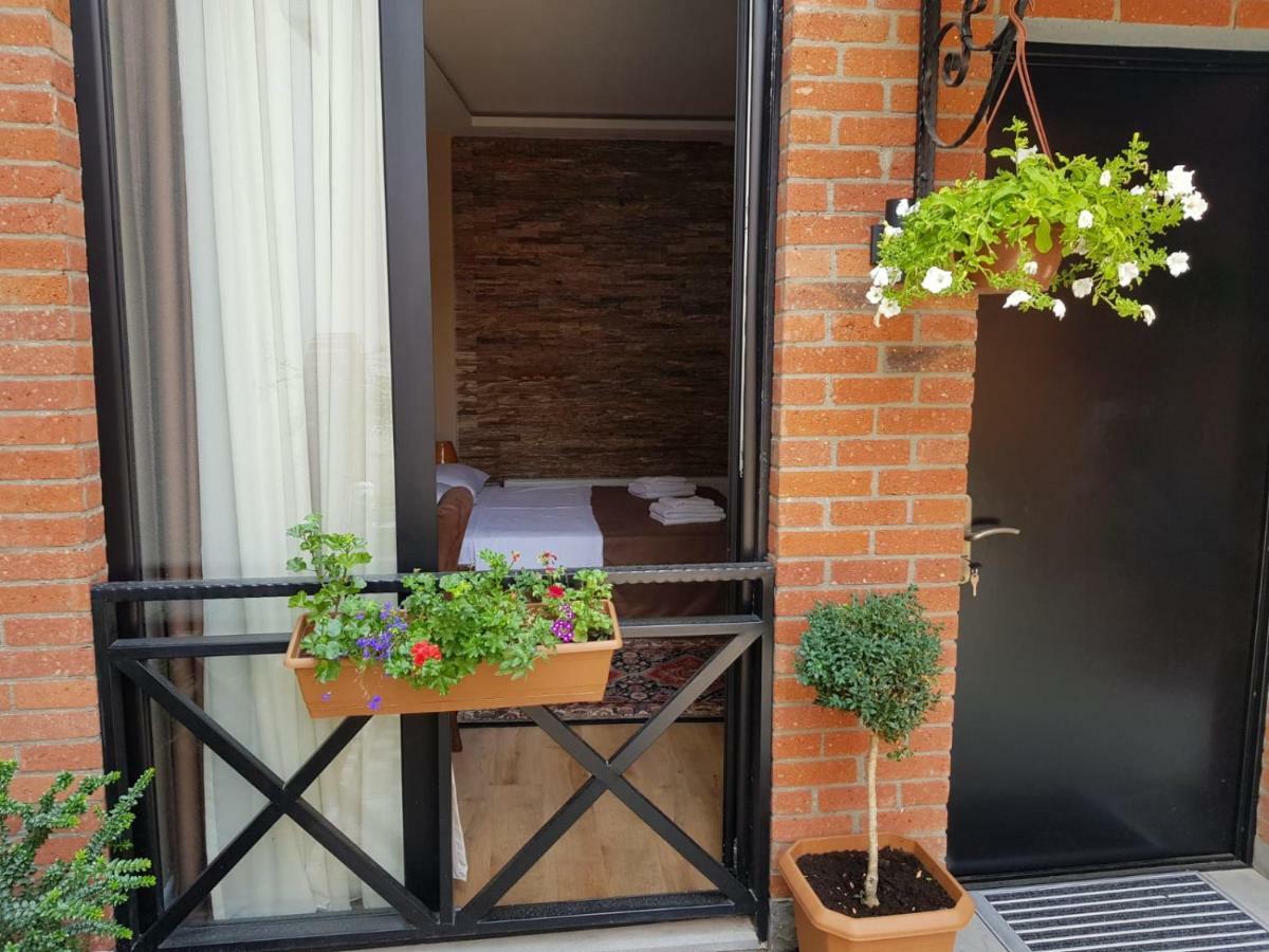 Apart Hotel Avlabari Yard 트빌리시 외부 사진