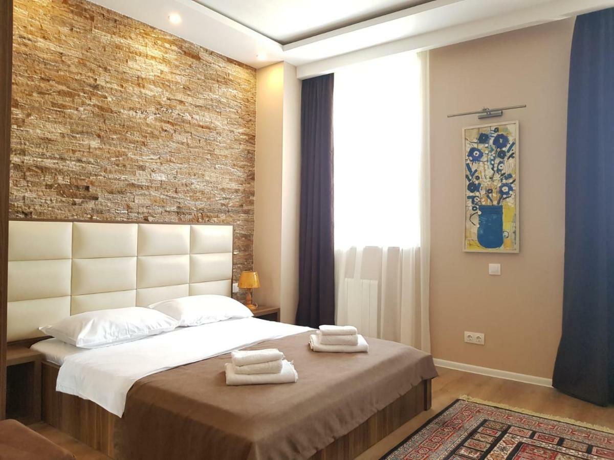 Apart Hotel Avlabari Yard 트빌리시 외부 사진