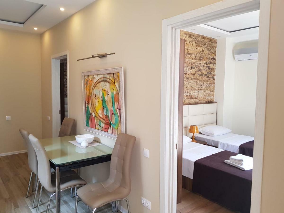 Apart Hotel Avlabari Yard 트빌리시 외부 사진