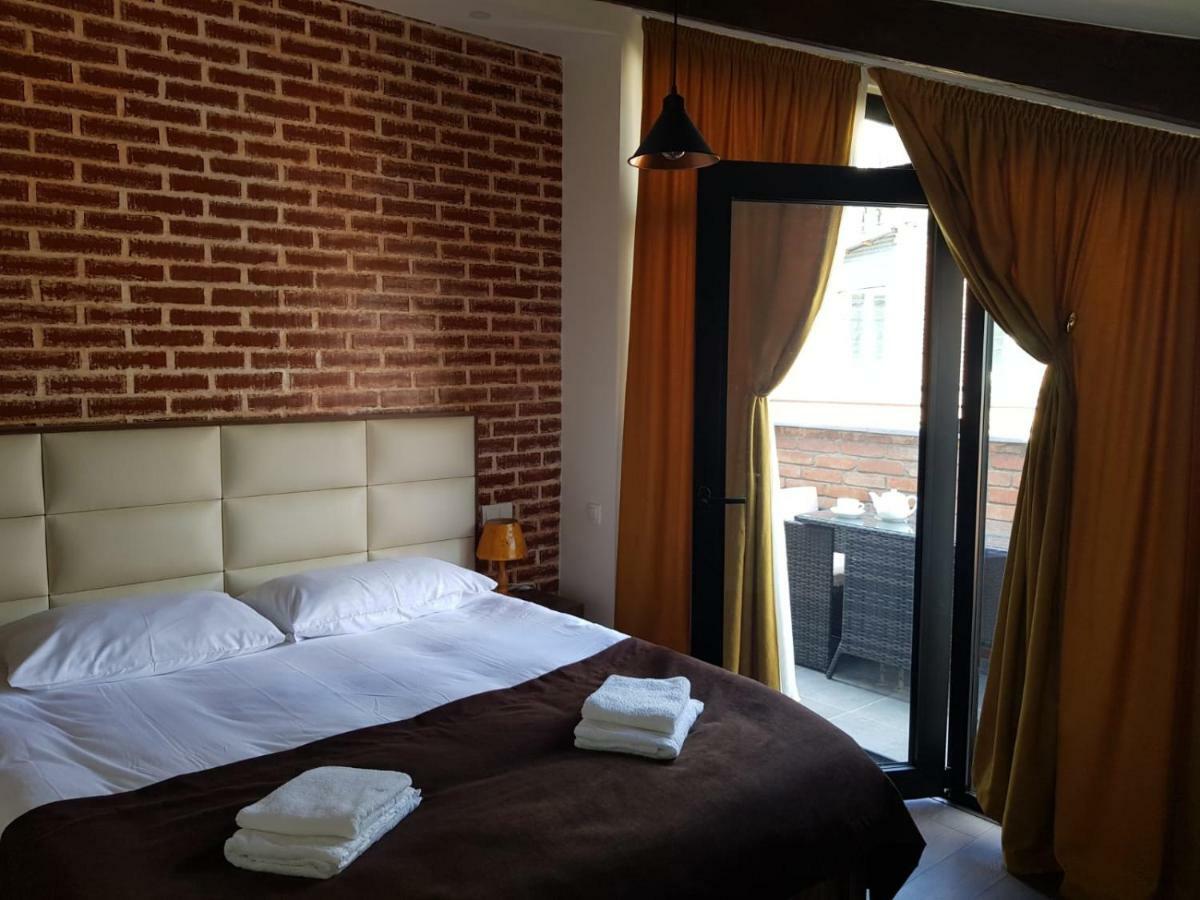 Apart Hotel Avlabari Yard 트빌리시 외부 사진
